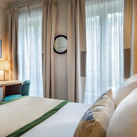 Hôtel Le Tourville by Inwood Hotels-3