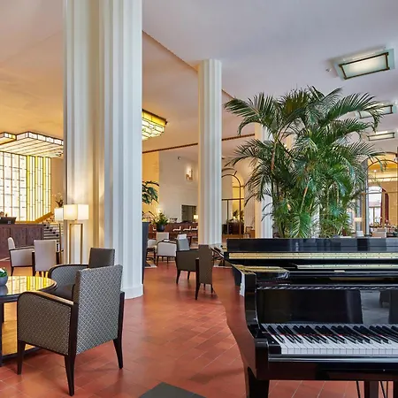 Hotel&Spa Vacances Bleues Le Splendid-2