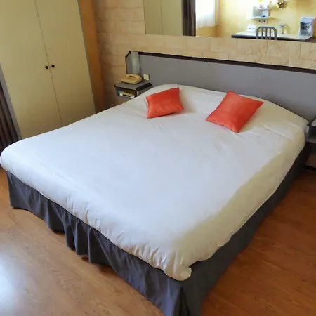 Hôtel Eco Relais - Pau Nord-2