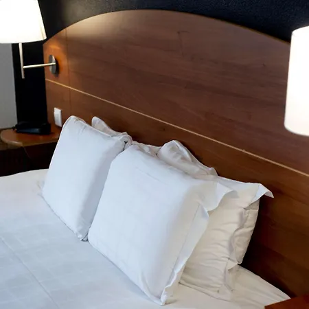 Kyriad Hotel Clermont Ferrand Centre-3