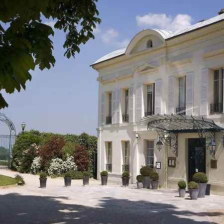 Hotel Pavillon Henri IV-3