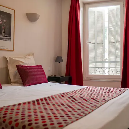 Plazza Hotel-2