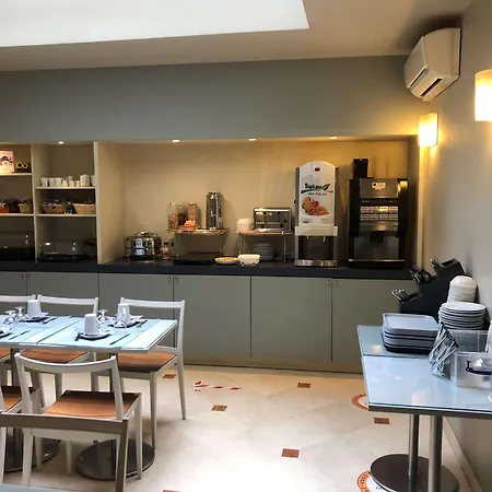Kyriad Hotel XIII Italie Gobelins-3