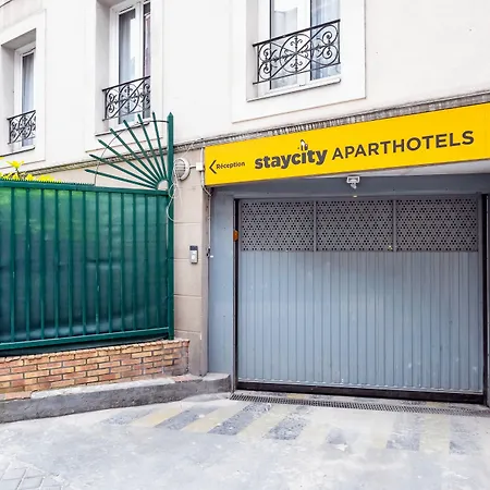 Staycity Aparthotels Paris Gare De L'Est-3