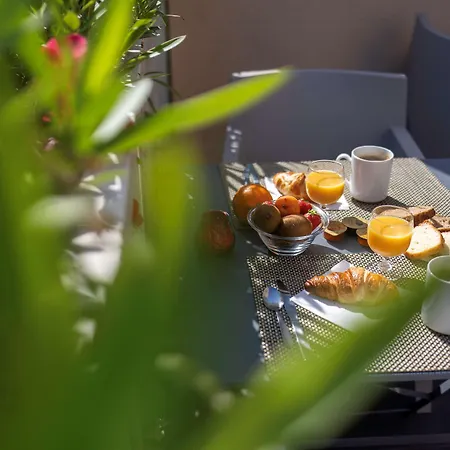 Hotel Cyano Frejus-Saint Raphael-3
