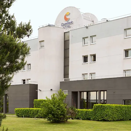 Comfort Hotel Aeroport Lyon St Exupery-3