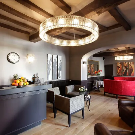 Logis Hotel La Croix Blanche Fontevraud-3