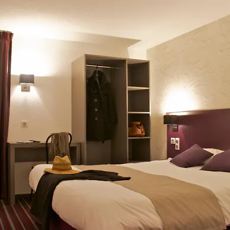 Brit Hotel Le Kerotel-3