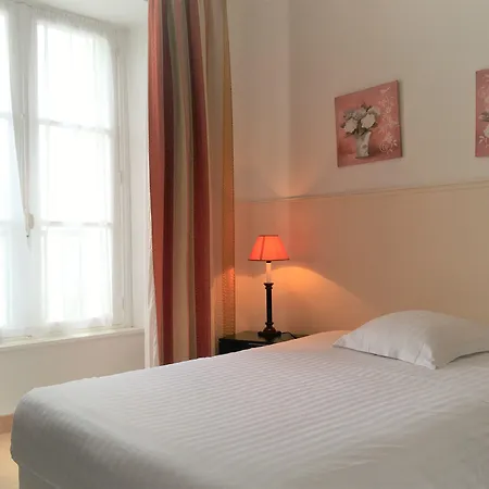 Brit Hotel Limoges Centre Gare - Hôtel&Spa-2