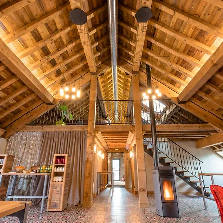 La maison rouge 3*-3