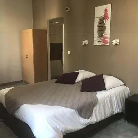 Au Royal Hotel-2