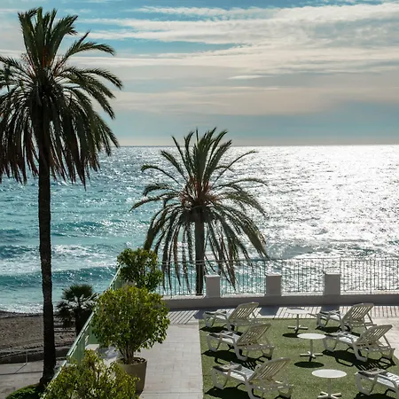 Hotel Vendome Menton-3