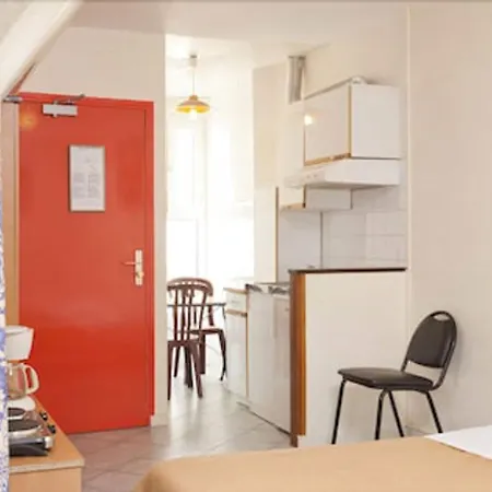 Hotel Ferney République-2