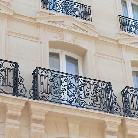 Grand Pigalle Experimental-3