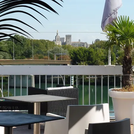 Cit'Hôtel Oasis d'Avignon-2