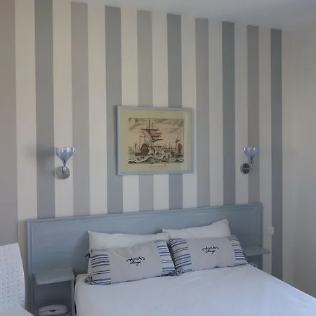 Hôtel The Originals Miramar, Royan Pontaillac-3