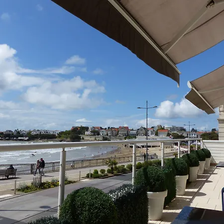 Hôtel The Originals Miramar, Royan Pontaillac-3