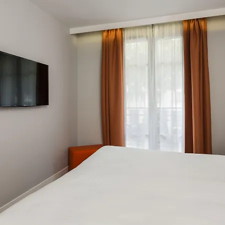 Hotel Paris Vaugirard-3