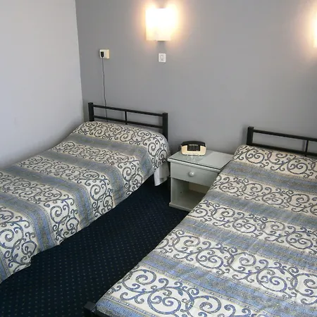 Logis Hotel Saint Jacques-3