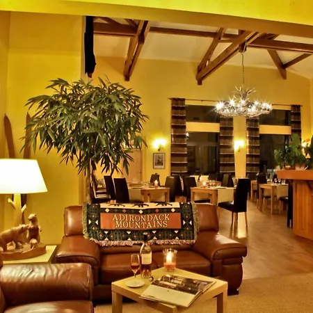 Albirondack Park Camping Lodge And Spa-3