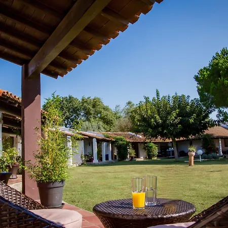 Hotel Mas Des Barres-2