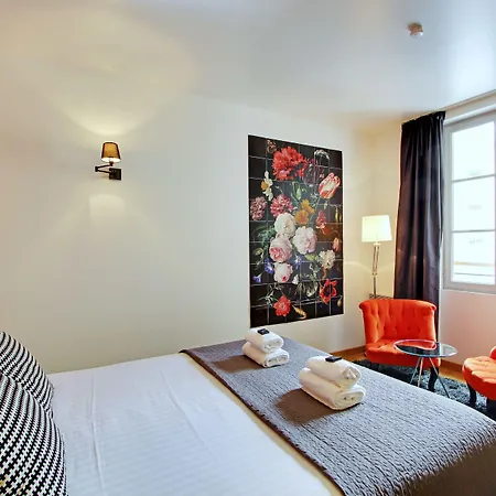 Short Stay Group Museum View Serviced Apartments-3