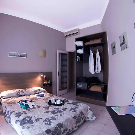 Le Strasbourg Hotel-2