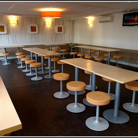 B&B HOTEL Annemasse Est-3