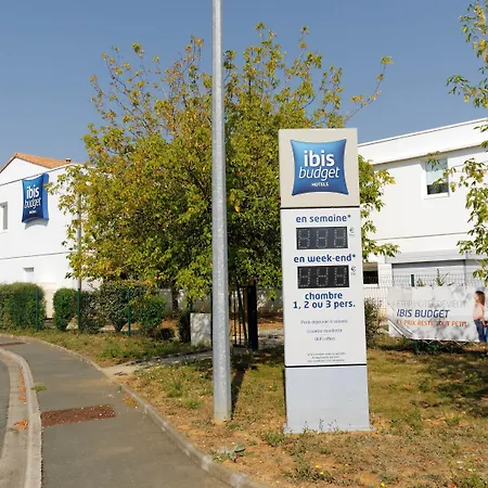 Ibis Budget Rochefort-2