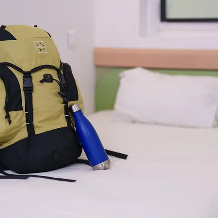 ibis budget Saint-Quentin Centre Gare-2