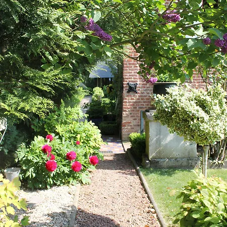 Comme Une Parenthese Au Coeur Des Hortillonnages-2