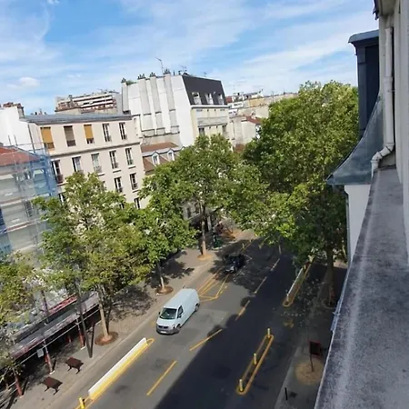 Hotel Des Pyrenees - Entre Bastille Et Nation-3
