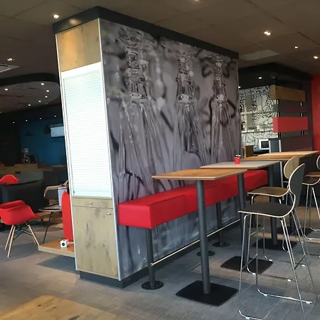 Ibis Niort Est Mendes France-2