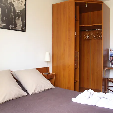 Chambre D'Amis - Chambres D'Hotes-B&B-Guest House-2