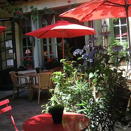 Le Vieux Carré-2