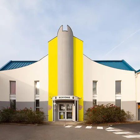 B&B HOTEL Saint-Witz-2