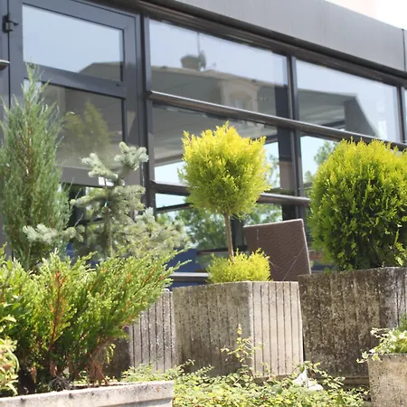 Ibis Budget Amboise-3