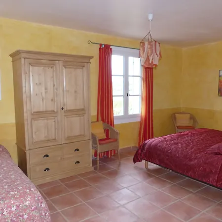La Ferme du petit Ségriès Bed&Breakfast-2