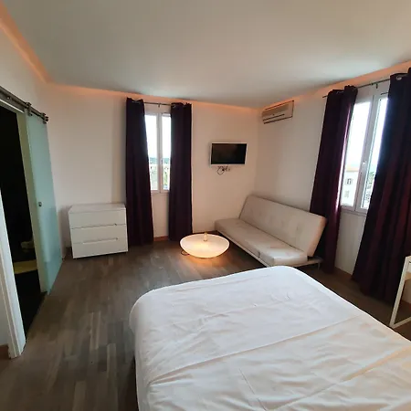 Hôtel Les 3 Terrasses-2