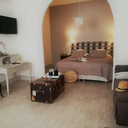 Maison d'Hotes Delga-2
