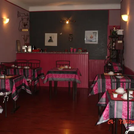Hotel De La Marmotte-2