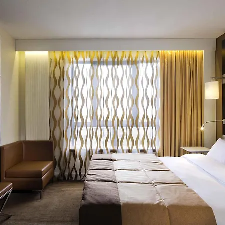 Mercure Cergy Pontoise Centre-3