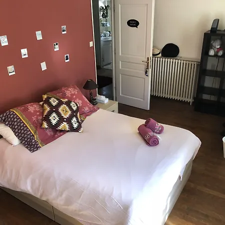 La Villa d'Hélène 2 - Chambres d'hôtes BnB et Appartements - Cluses-2