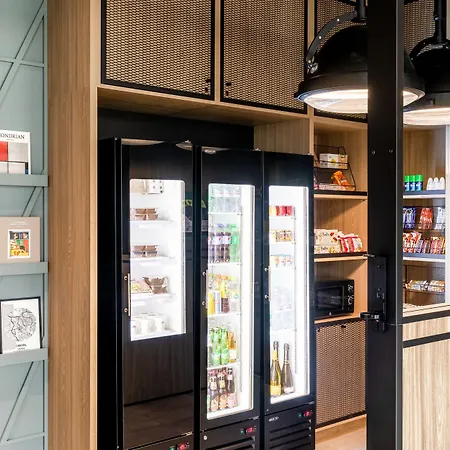 Courtyard By Marriott Paris Creteil-2