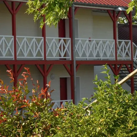 Fasthotel Montmarault-2