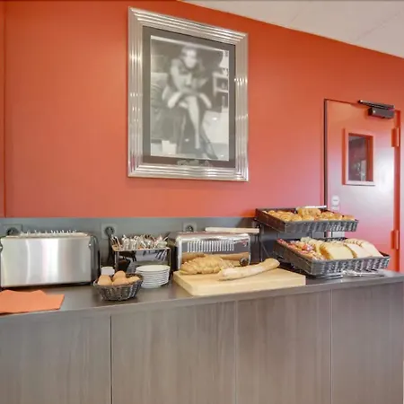 Zenith Hotel Caen-2