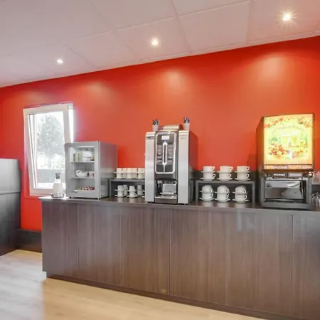 Zenith Hotel Caen-3