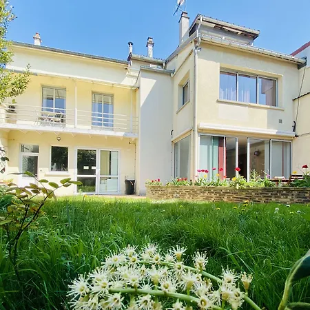Reims Sherpa Guest House-2