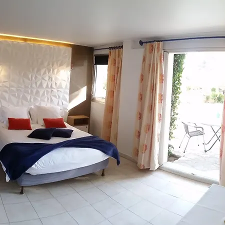 Chambre D'Hotes La Potiniere-2