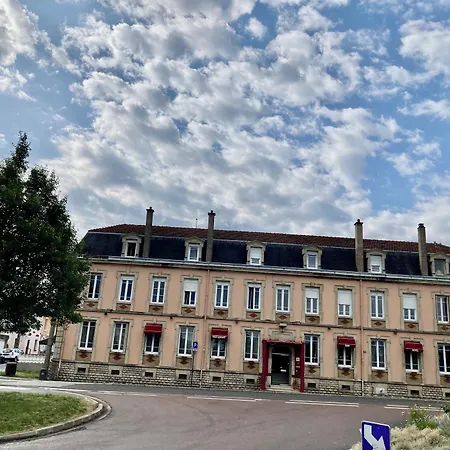 Hotel de Champagne-2